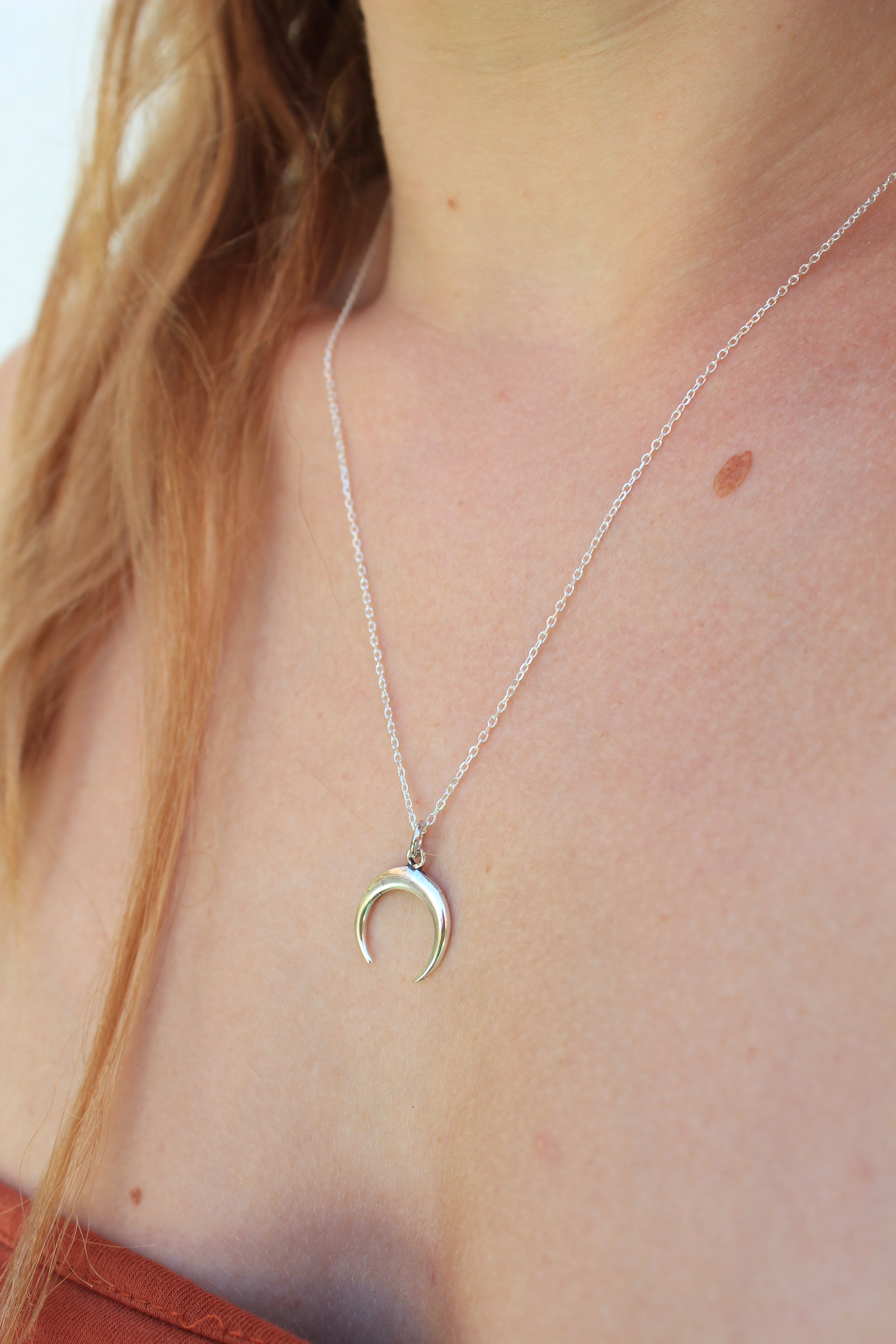 Collar Luna invertida en plata de ley - ALVENT