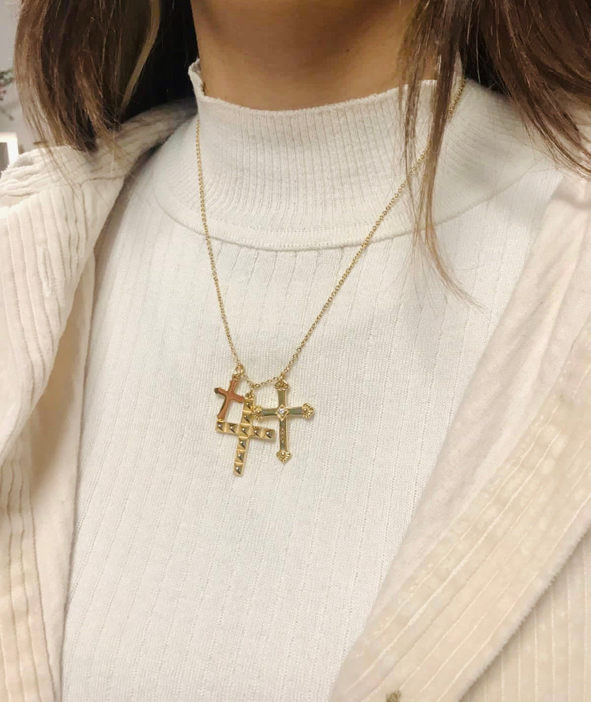 Collar de acero con tres colgantes de cruces | Collares de moda